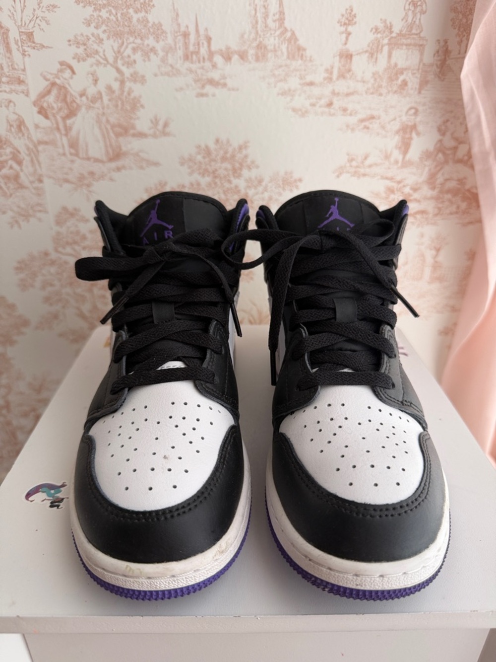 Air Jordan 1 Mid - Black, White & Purple